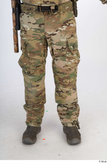 Photos Frankie Perry Army USA Recon leg lower body 0008.jpg